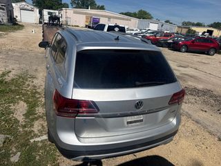 2018 Volkswagen Atlas 3.6L V6 S - Exterior Rear Center Image